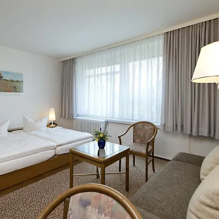 Hotell Days 3*